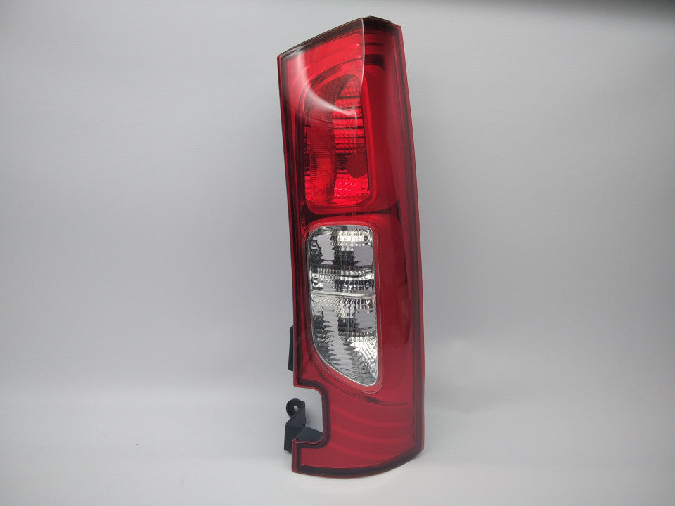 Farolim Direito Mercedes Citan 2P 12-