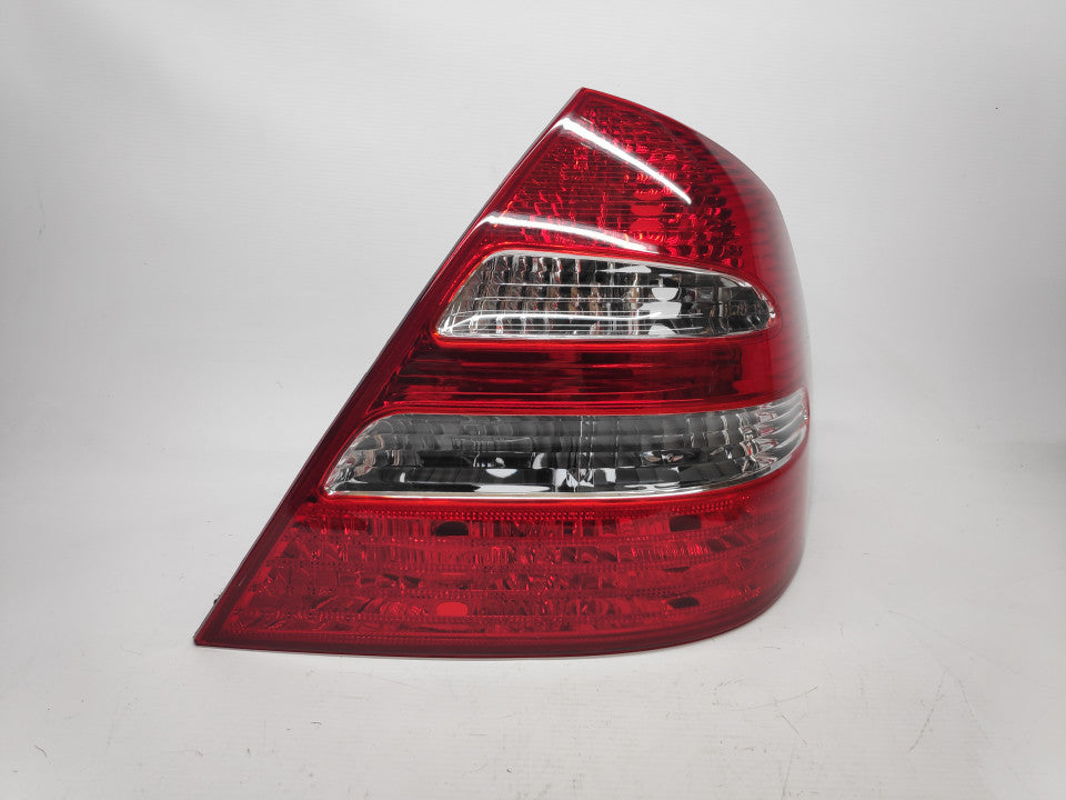 Farolim Direito Mercedes Class E W211 Sedam 02-06