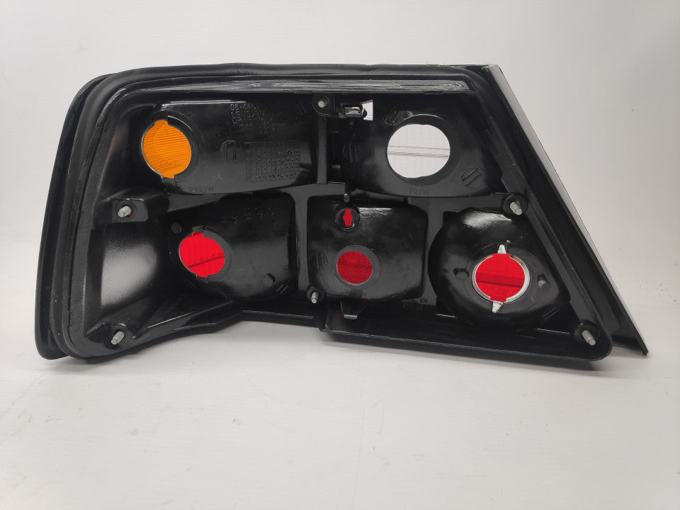 Farolim Direito Mercedes W124 Berlina / Coupe / Cabrio 85-93