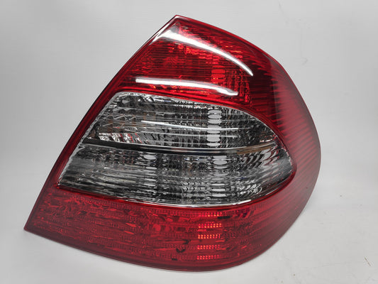 Farolim Direito Mercedes W211 E Class Berlina 06-09