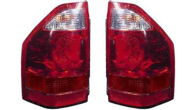 Farolim Direito Mitsubishi Montero / Pajero 03-06