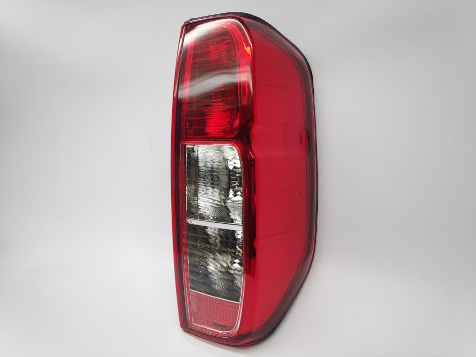 Farolim Direito Nissan Navara D40 Pick-Up 05-14