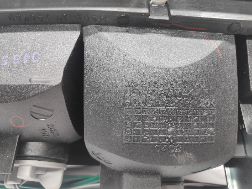 Farolim Direito Nissan Navara Pick-Up D22 98-04