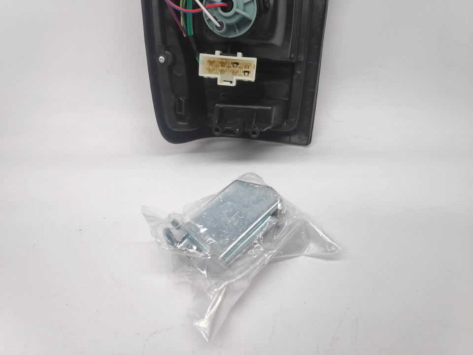 Farolim Direito Nissan Navara Pick-Up D22 98-05 Tipo Koito