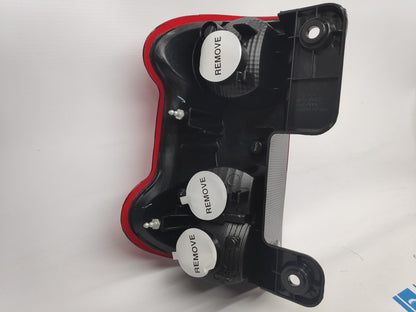 Farolim Direito Nissan Nv200 10-