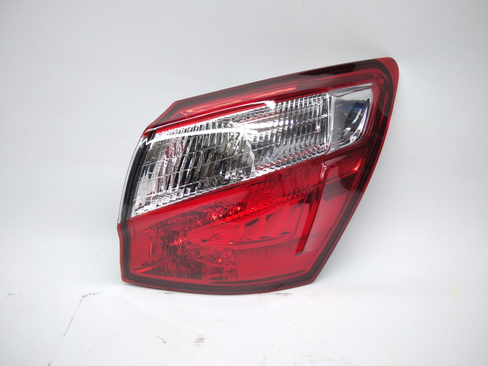 Farolim Direito Nissan Qashqai 10-14 Led
