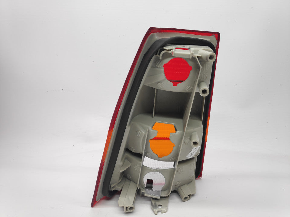 Farolim Direito Opel Kadett E 4P 84-91