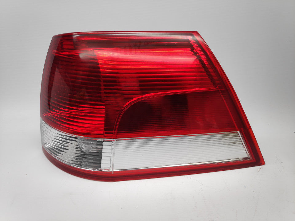 Farolim Direito Opel Vectra C Caravan 05-08