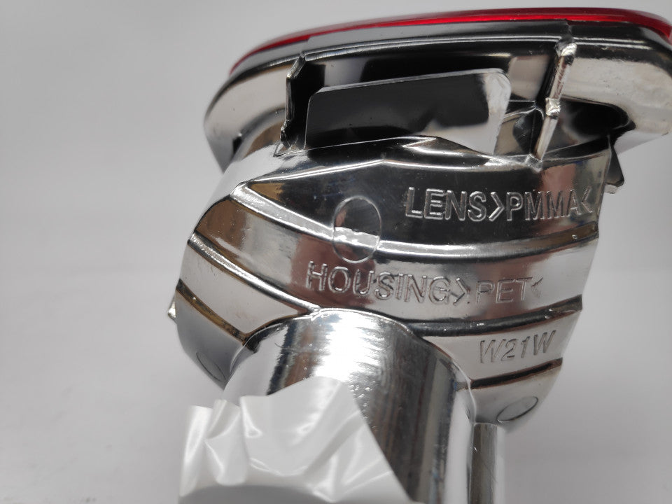Farolim Direito Para-Choques Tras Toyota Land Cruiser Fj120 03-08