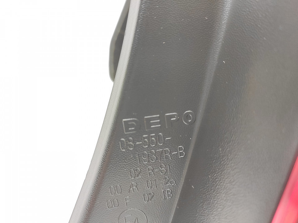 Farolim Direito Peugeot 407 Berlina 4P 04-09