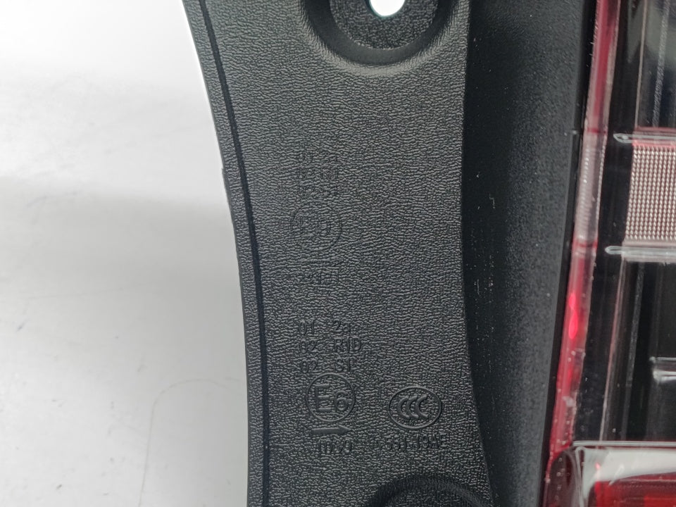 Farolim Direito Renault Kadjar 15-18 LEd