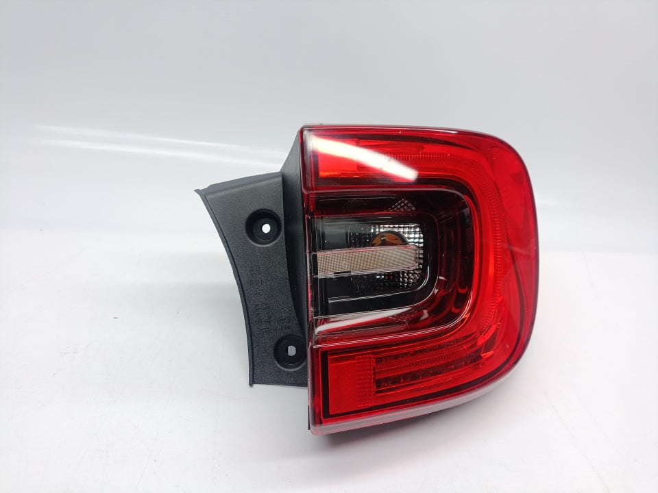 Farolim Direito Renault Kadjar 15-18 LEd