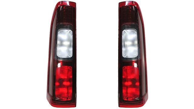 Farolim Direito Renault Trafic 14-24