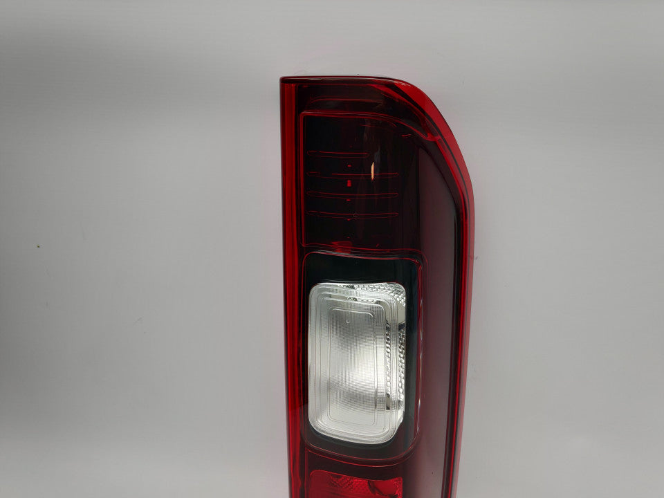 Farolim Direito Renault Trafic 14-24