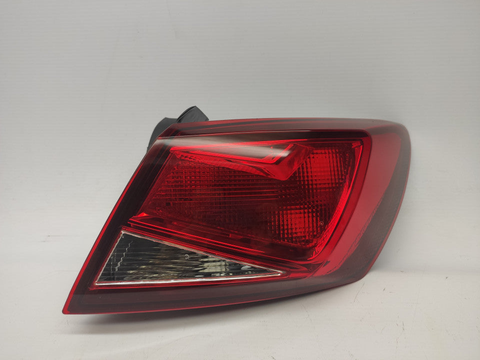 Farolim Direito Seat Leon 12-