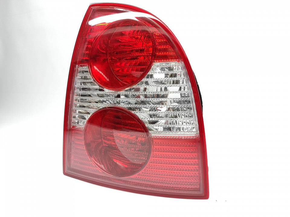 Farolim Direito Vw Passat B6 Sedan 4P 00-05
