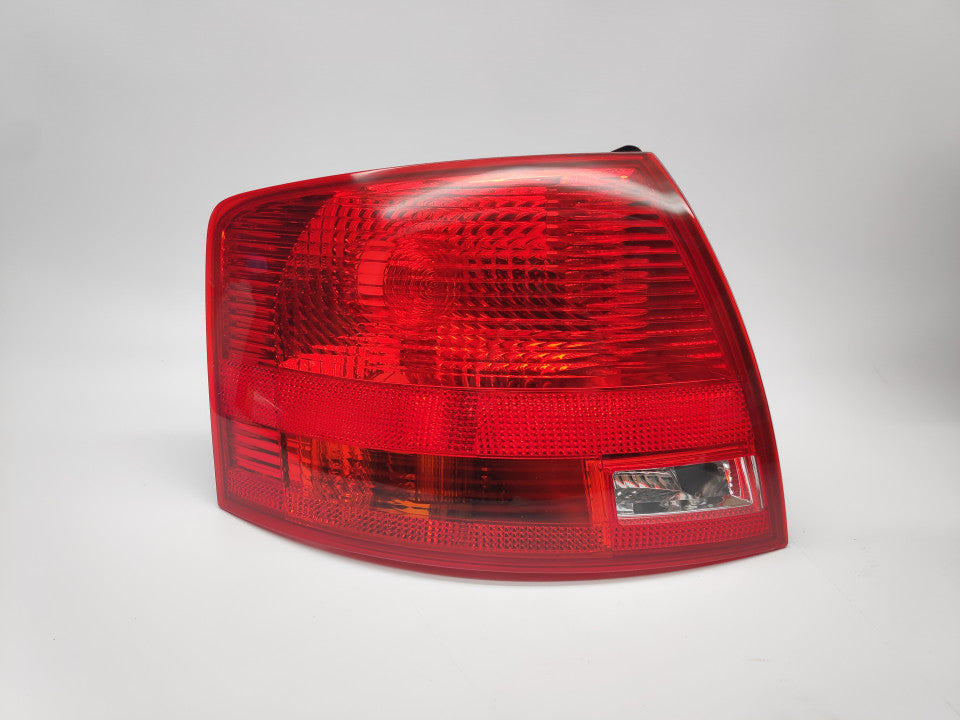 Farolim Esquerdo Audi A4 04-07 Avant