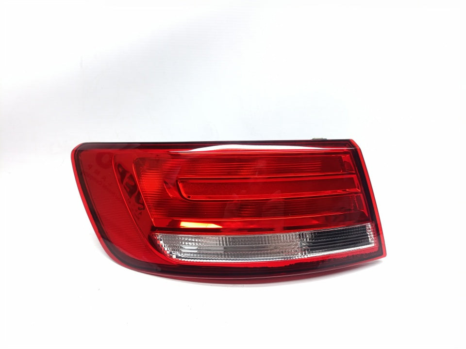 Farolim Esquerdo Audi A4 15-