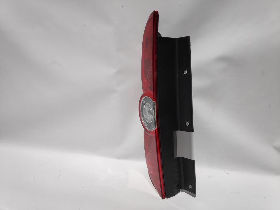 Farolim Esquerdo Fiat Doblo 2P 10-