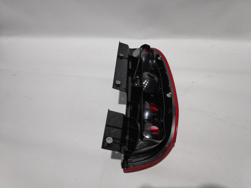 Farolim Esquerdo Fiat Doblo 2P 10-