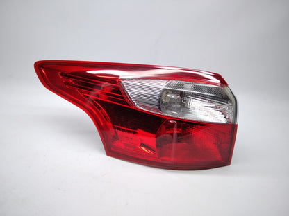 Farolim Esquerdo Ford Focus III Sw 11-14