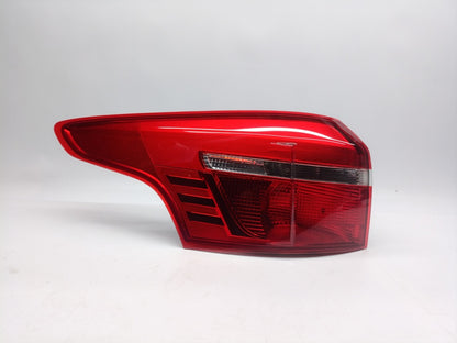 Farolim Esquerdo Ford Focus SW 14-17
