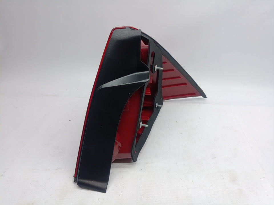 Farolim Esquerdo Ford Mondeo III 4 / 5P 05-07