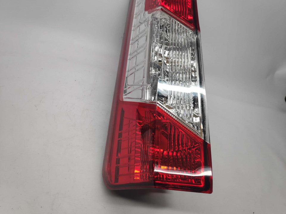 Farolim Esquerdo Ford Transit 14-