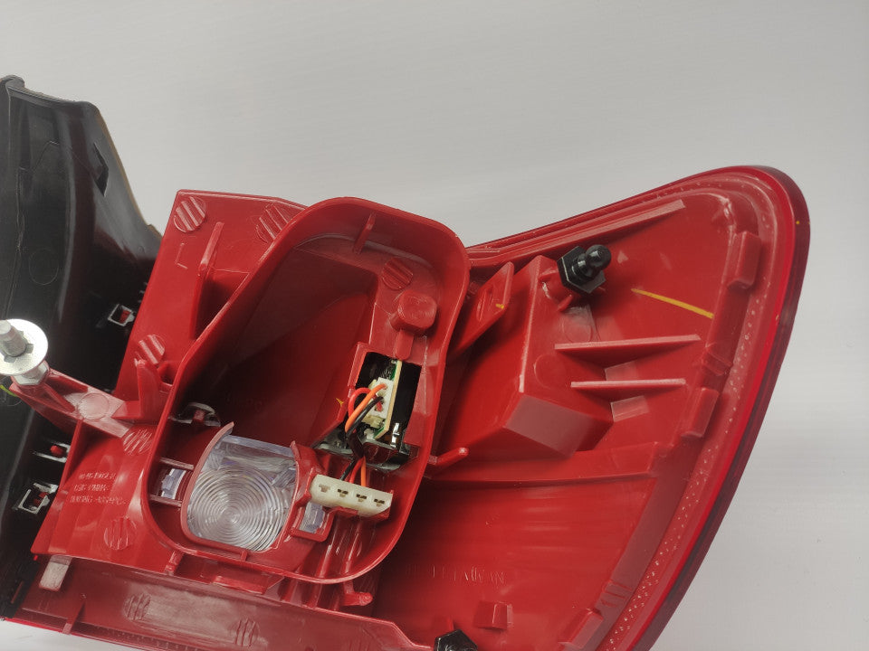 Farolim Esquerdo Led Audi A6 08-10 Avant Exterior