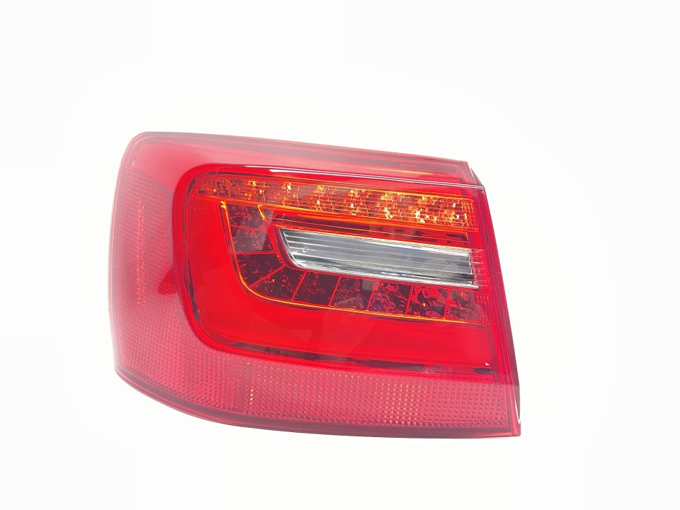 Farolim Esquerdo Led Audi A6 11-13 Avant