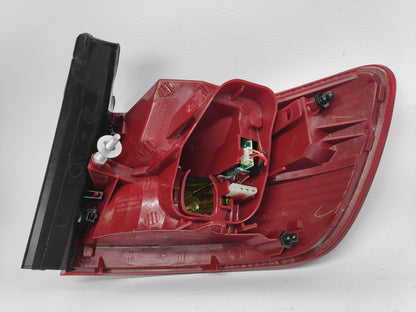 Farolim Esquerdo Led Audi A6 Avant 04-08