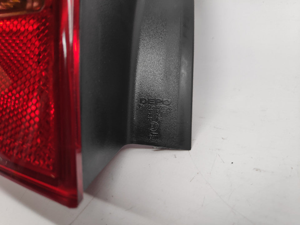 Farolim Esquerdo Led Audi A6 Avant 04-08
