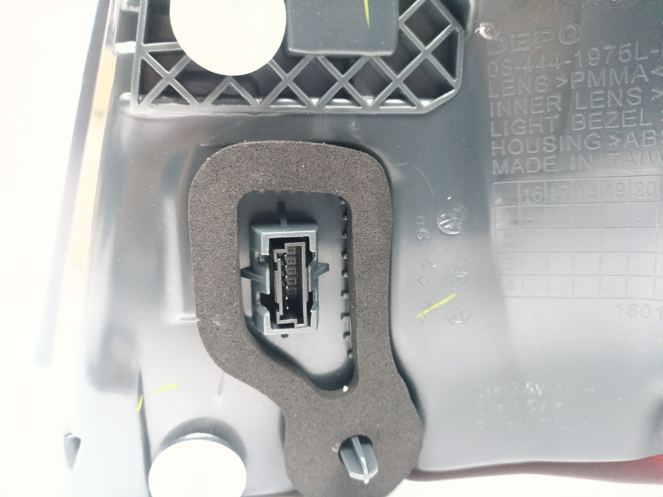 Farolim Esquerdo Led Bmw S-5 F10 4P 13-