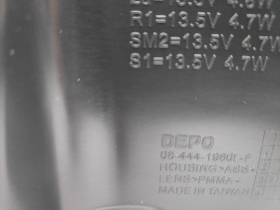 Farolim Esquerdo Led Bmw S-5 F11 Wagon 10-13