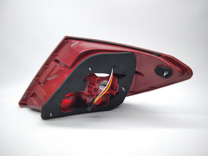 Farolim Esquerdo Led Mercedes W204 C Class Sedan 4P 10-14