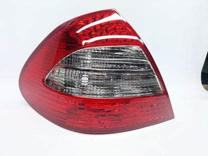 Farolim Esquerdo Led Mercedes W211 E Class Berlina 06-09