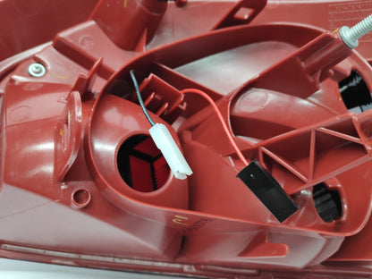Farolim Esquerdo Led Peugeot 208 12-