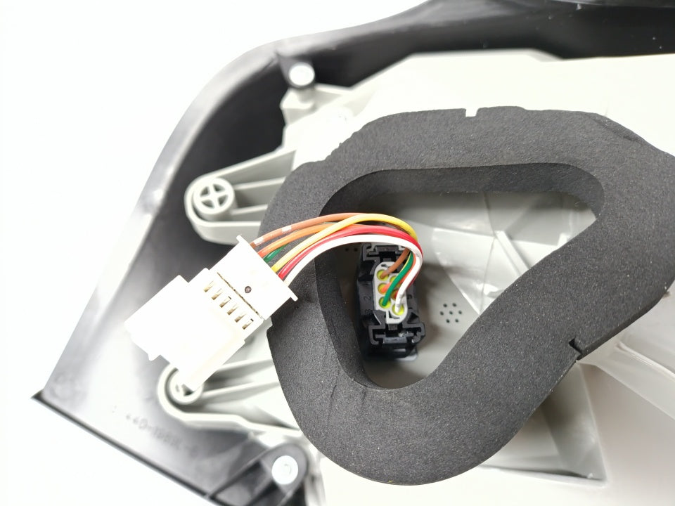 Farolim Esquerdo Mercedes Class A W176 12-18 Led Ficha Retangular