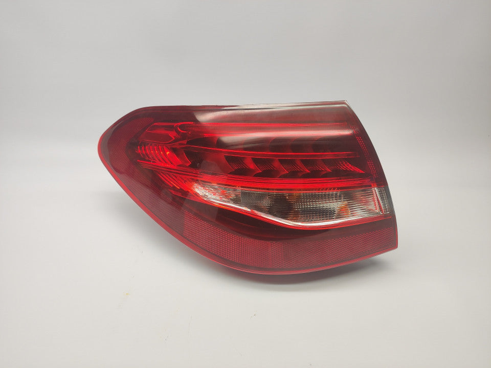 Farolim Esquerdo Mercedes W205 SW LED 14-18