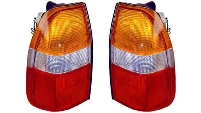 Farolim Esquerdo Mitsubishi L200 K74 96-06 Laranja