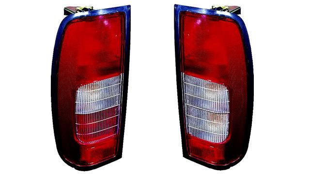 Farolim Esquerdo Nissan Navara Pick-Up D22 98-05 Tipo Koito
