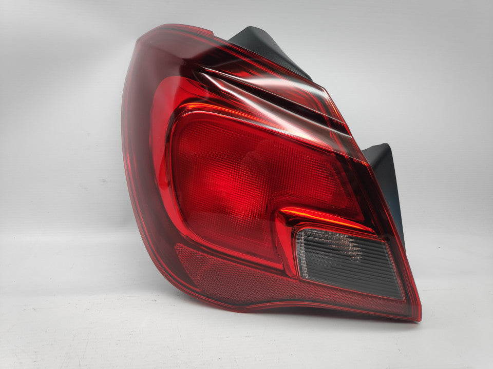 Farolim Esquerdo Opel Corsa E 5P 14-