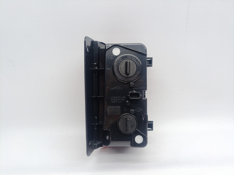 Farolim Esquerdo Para Choques Renault Trafic III 14-20 C/ Porta Lampadas