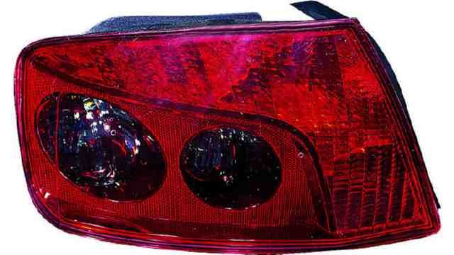 Farolim Esquerdo Peugeot 407 Berlina 4P 04-09