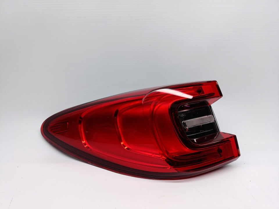 Farolim Esquerdo Renault Kadjar 15-18 LEd