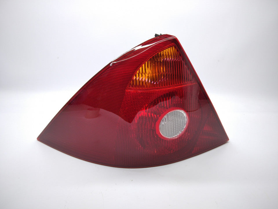 Farolim Esquerdo S/ Porta-Lampadas Laranja-Branco-Vermelho Ford Mondeo III 4 / 5P 00-03