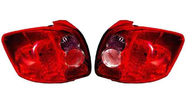 Farolim Esquerdo Toyota Auris 3 / 5P 07-10 Koyto