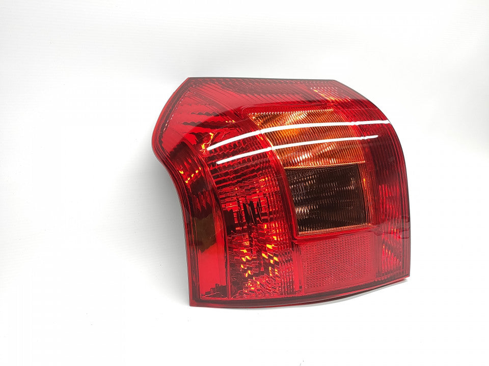 Farolim Esquerdo Toyota Corolla Hatchback 3 / 5P 01-04