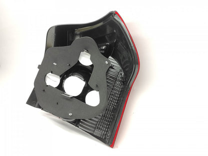 Farolim Esquerdo Toyota Corolla Hatchback 3 / 5P 04-07