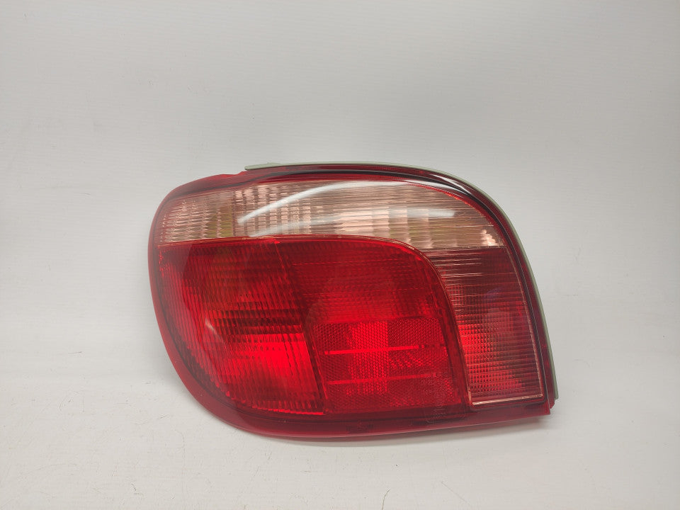 Farolim Esquerdo Toyota Yaris 99-03
